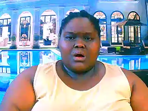 EbonyHotBuns online show from February 18, 9:22 pm