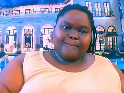 Snapshot of EbonyHotBuns chatting on May 9, 7:13 am EbonyHotBuns online show from May 9, 7:13 am