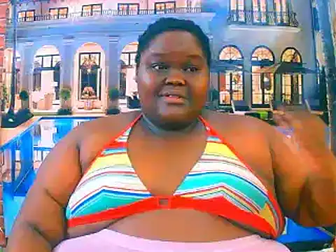 Snapshot of EbonyHotBuns chatting on May 19, 6:25 pm EbonyHotBuns online show from May 19, 6:25 pm