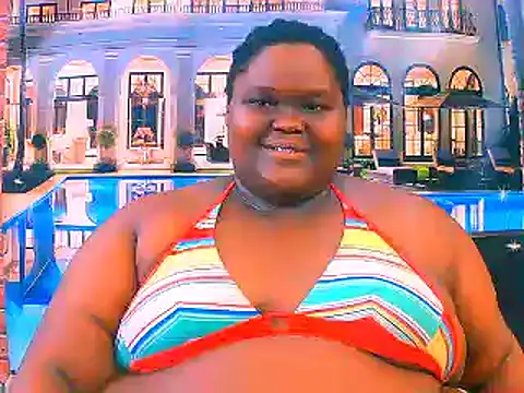 Snapshot of EbonyHotBuns chatting on June 3, 6:13 pm EbonyHotBuns online show from June 3, 6:13 pm