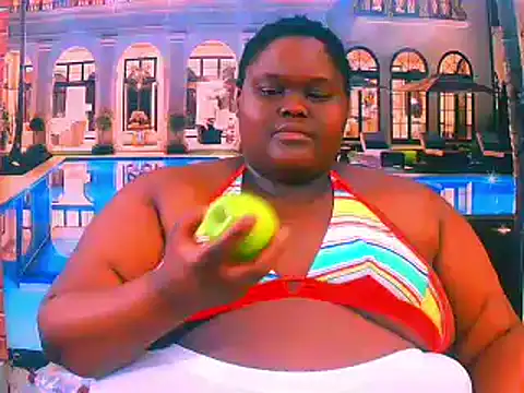 Snapshot of EbonyHotBuns chatting on June 8, 4:18 pm EbonyHotBuns online show from June 8, 4:18 pm
