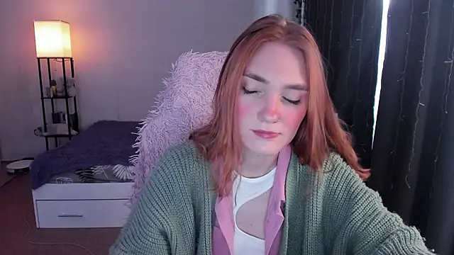 ReddHotPipper online show from February 13, 3:35 am