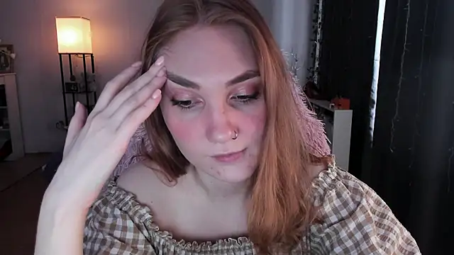 ReddHotPipper online show from March 10, 4:06 am