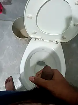 Snapshot of nick05inch chatting on October 4, 6:39 pm nick05inch online show from October 4, 6:39 pm