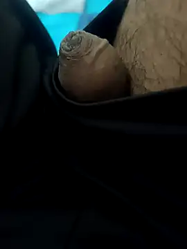 Snapshot of nick05inch chatting on October 29, 12:40 pm nick05inch online show from October 29, 12:40 pm