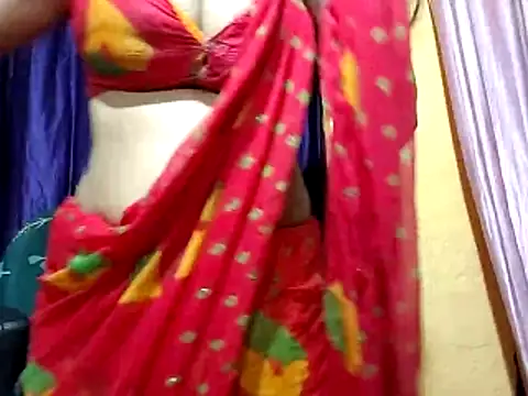 poojaxxx65 online show from February 22, 11:14 pm