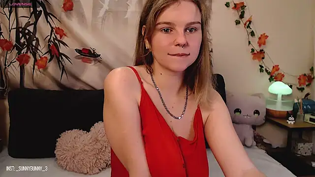 Snapshot of Moona_xx chatting on December 2, 9:39 pm Moona xx online show from December 2, 9:39 pm