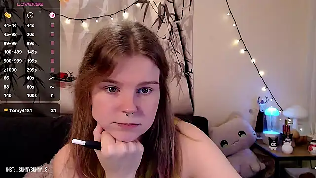 Snapshot of Moona_xx chatting on January 26, 10:02 pm Moona xx online show from January 26, 10:02 pm