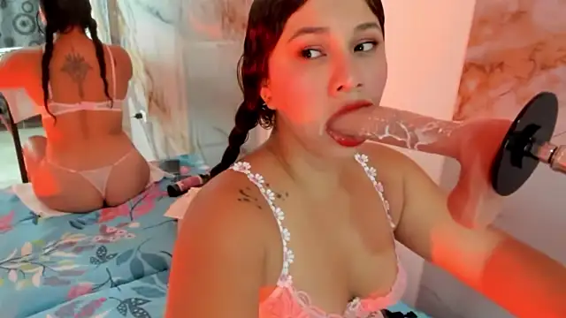 hade cute online show from July 22, 3:04 pm