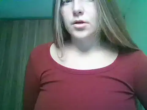 Snapshot of Evasapples chatting on September 19, 12:28 pm Evasapples online show from September 19, 12:28 pm