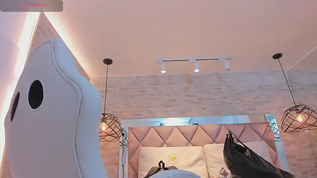 Snapshot of dorothy_vegga chatting on March 4, 3:22 am dorothy vegga online show from March 4, 3:22 am