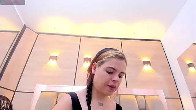 Snapshot of dorothy_vegga chatting on November 20, 3:39 am dorothy vegga online show from November 20, 3:39 am