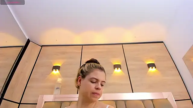 Snapshot of dorothy_vegga chatting on December 3, 3:47 am dorothy vegga online show from December 3, 3:47 am