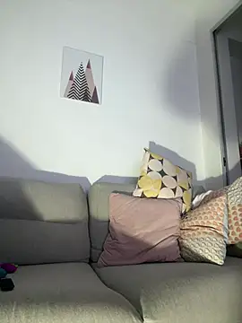 Tayra Pradit online show from February 20, 6:26 am