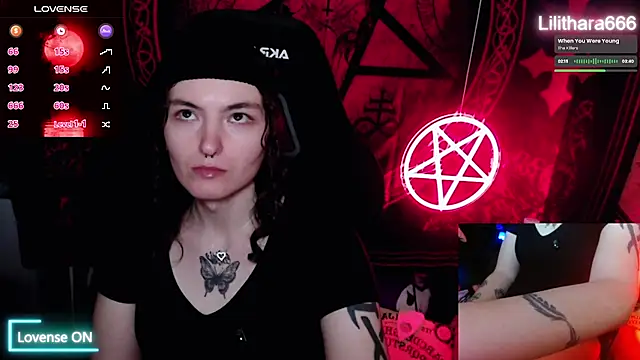 BrandiWRLD 999 online show from October 30, 7:47 pm