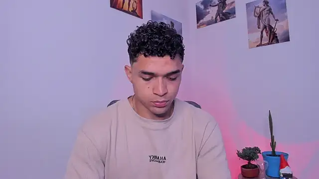 Snapshot of gerson_zt chatting on November 16, 1:00 am gerson zt online show from November 16, 1:00 am