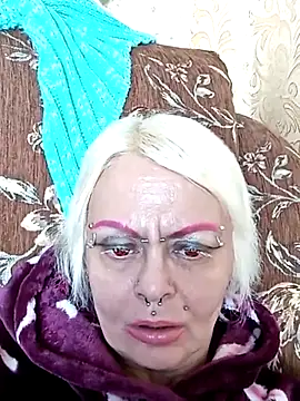 Gardener of Illusions online show from February 12, 11:30 pm