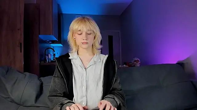 Snapshot of Gregory_Byyrd chatting on February 22, 7:14 pm Gregory Byyrd online show from February 22, 7:14 pm