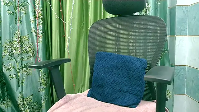 Lovely Sanvi online show from November 2, 2:47 am