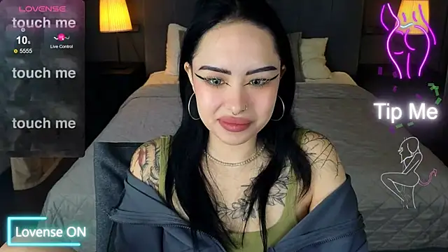 baby  kim online show from December 4, 5:06 am