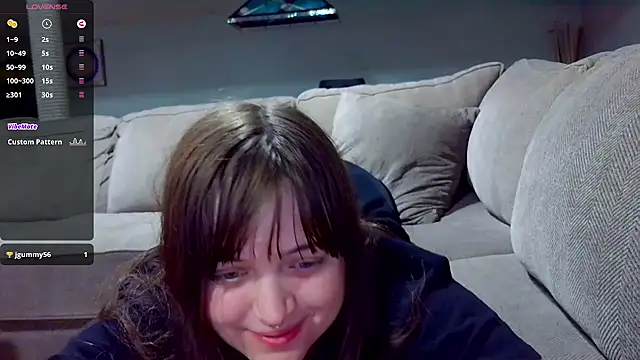 princess emily4723 online show from April 21, 6:34 pm