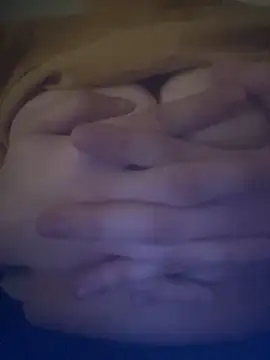 assiaakhl online show from April 2, 11:52 am