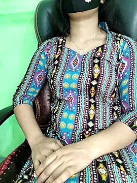 Snapshot of Tapur- chatting on March 8, 3:50 am Tapur- online show from March 8, 3:50 am