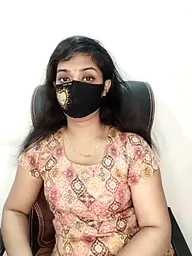 Snapshot of Tapur- chatting on October 18, 6:30 pm Tapur- online show from October 18, 6:30 pm