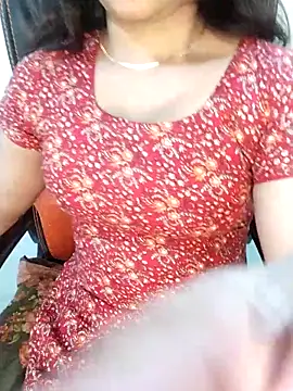 Snapshot of Tapur- chatting on December 4, 2:37 pm Tapur- online show from December 4, 2:37 pm