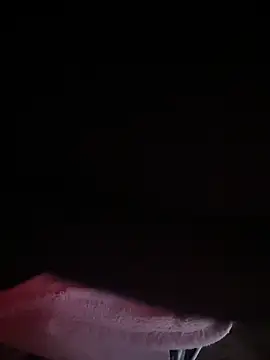 Snapshot of y0urlilgf chatting on March 16, 3:27 pm y0urlilgf online show from March 16, 3:27 pm