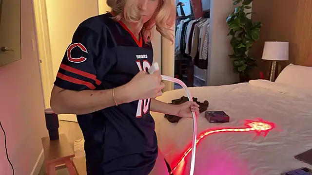 Snapshot of Graciemae_baexx chatting on January 12, 4:50 pm Graciemae baexx online show from January 12, 4:50 pm