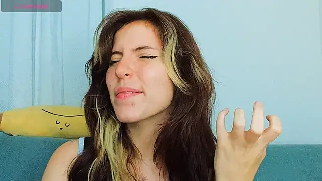 cherrybom969 online show from February 1, 11:21 am