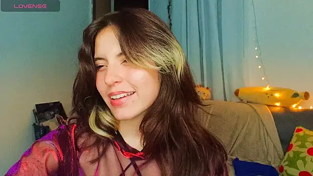 cherrybom969 online show from February 17, 7:47 am