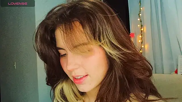 cherrybom969 online show from March 1, 5:09 am