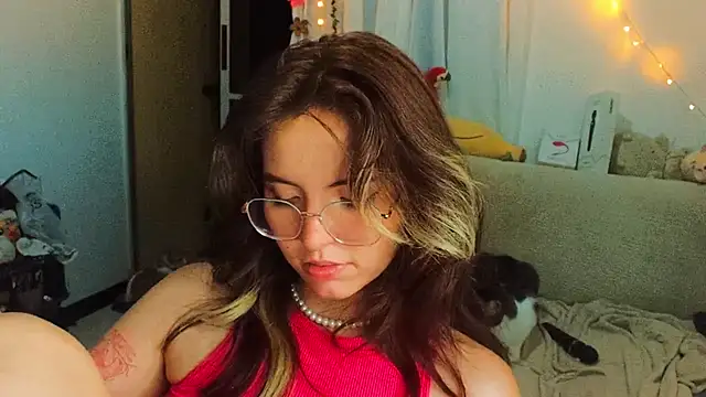 cherrybom969 online show from March 20, 6:52 am