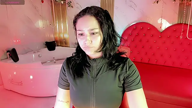 Snapshot of sexyy_kitty18 chatting on June 9, 7:25 pm sexyy kitty18 online show from June 9, 7:25 pm