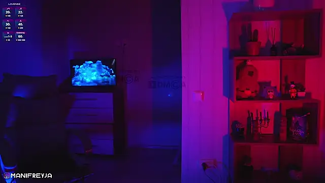 ManiFreyja online show from December 6, 9:46 pm