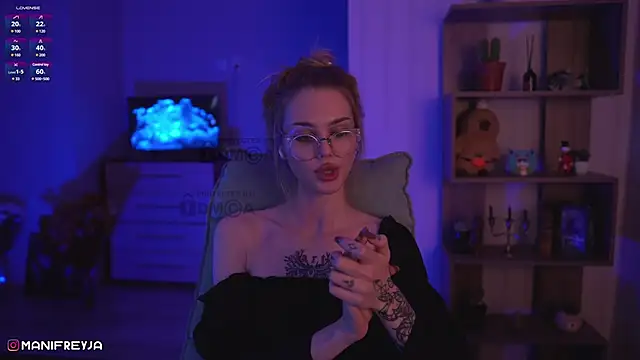 ManiFreyja online show from December 7, 12:52 am