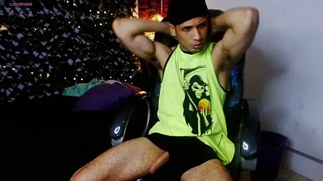 SonicJ25 online show from February 15, 9:26 pm