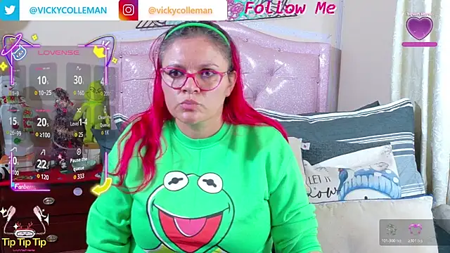 Snapshot of VickyColleman chatting on December 14, 11:09 pm VickyColleman online show from December 14, 11:09 pm