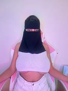 shanelle0 online show from February 20, 1:57 am