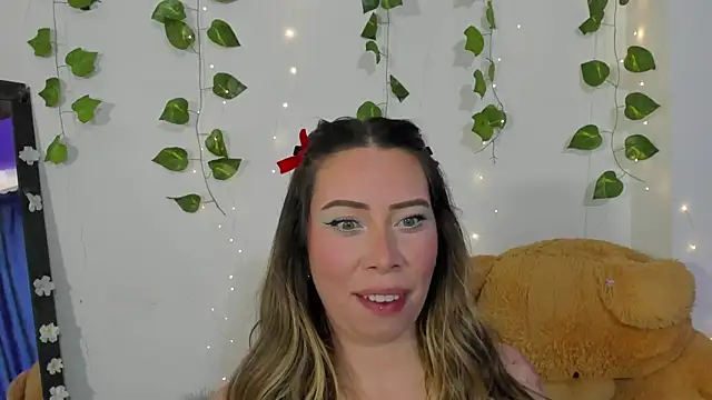 Snapshot of JanneKim chatting on November 19, 2:50 pm JanneKim online show from November 19, 2:50 pm