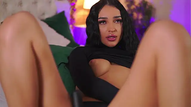 DeniseDevilles online show from December 20, 1:54 pm