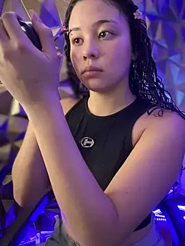 Paloma  LS online show from January 22, 7:03 pm