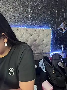 Paloma  LS online show from January 13, 6:57 pm