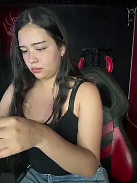 Paloma  LS online show from February 25, 7:01 pm