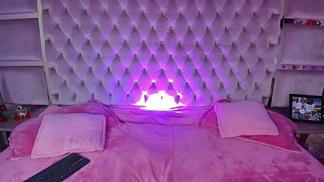 Harii 02 online show from December 3, 8:07 pm