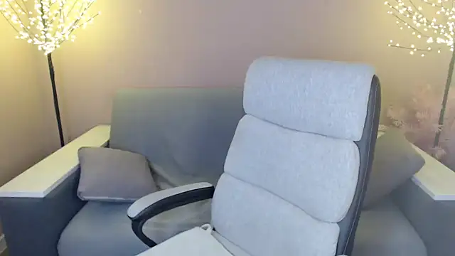 Ritaneer online show from December 13, 9:35 am