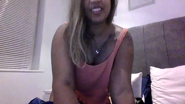 Snapshot of TEMPTING-TAMMY chatting on February 3, 10:32 pm TEMPTING-TAMMY online show from February 3, 10:32 pm