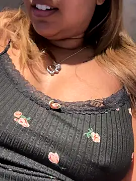 Snapshot of TEMPTING-TAMMY chatting on September 9, 5:18 am TEMPTING-TAMMY online show from September 9, 5:18 am